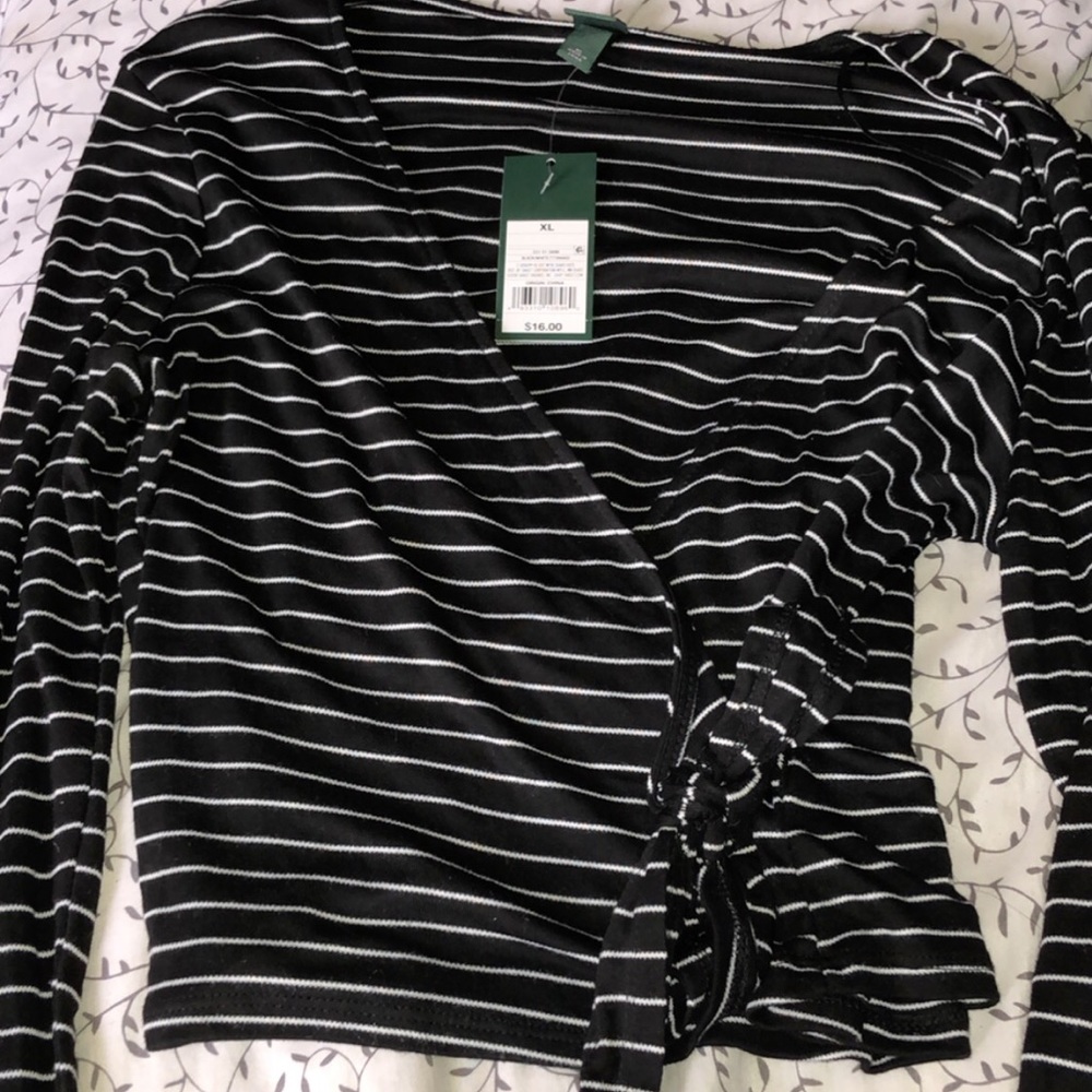 Black long sleeve with white stripes, ties on side